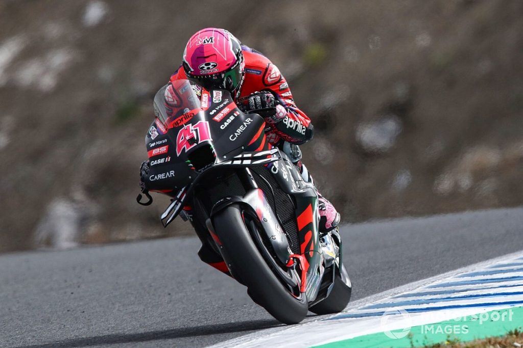 Esparagro tops FP2, Bagnaia and Quartararo into Q1