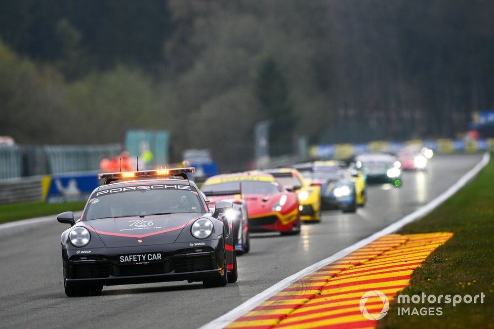 Safety car wave by denied #31 WRT a one lap lead in LMP2, while bringing Corvette back into play in GTE Am