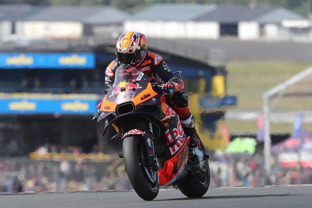 Miller tops FP2 as Marquez crashes again