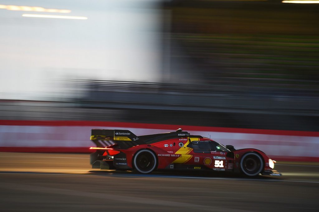 Ferrari spins out of Le Mans lead as Toyota loses a car Ferrari spins out of Le Mans lead as Toyota loses a car
