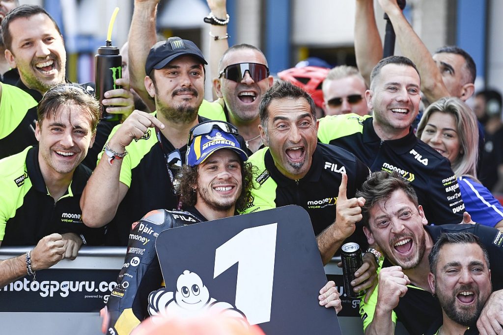 Bezzecchi leads all-Ducati front row in qualifying Bezzecchi leads all-Ducati front row in qualifying