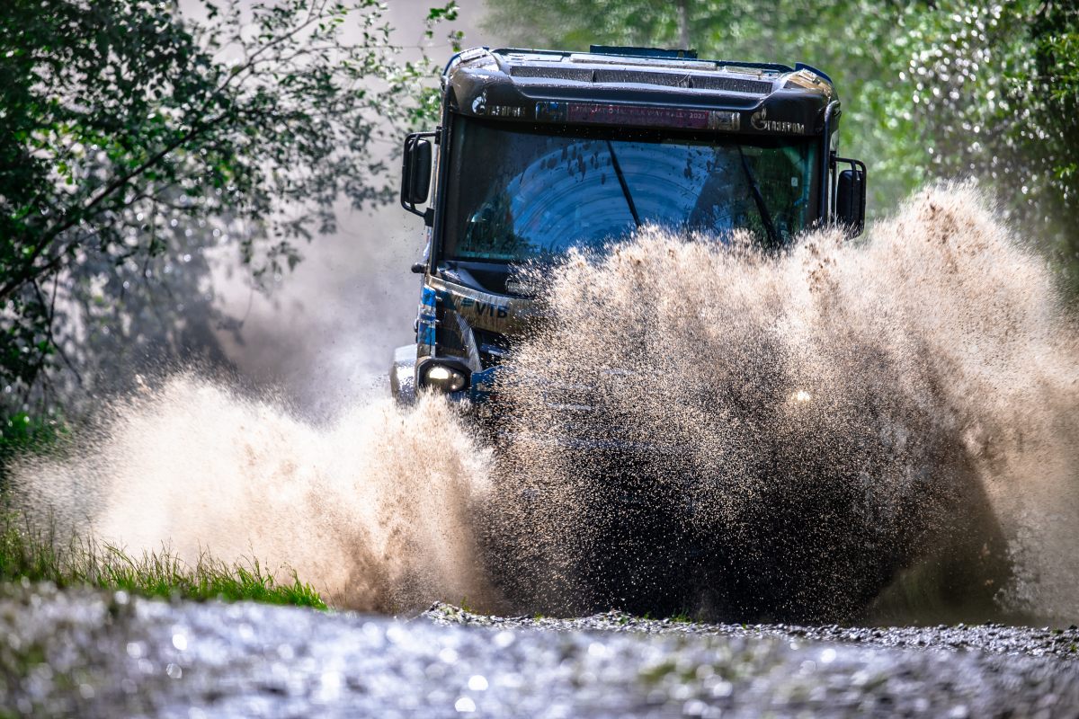 © КАМАЗ-мастер