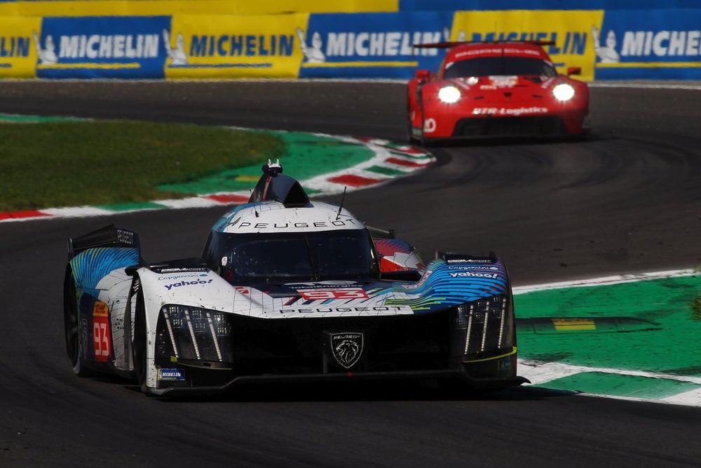#93 Peugeot Totalenergies Peugeot 9X8: Paul Di Resta, Mikkel Jensen, Jean-Eric Vergne