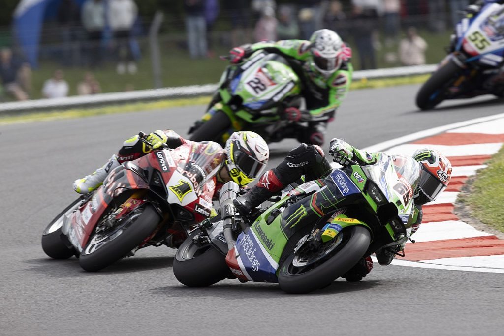 Jonathan Rea puzzled by Kawasaki rpm stance