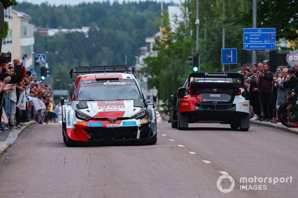 Despite a naturally individualistic sport, Toyota has struck a strong teamwork ethic in its ranks