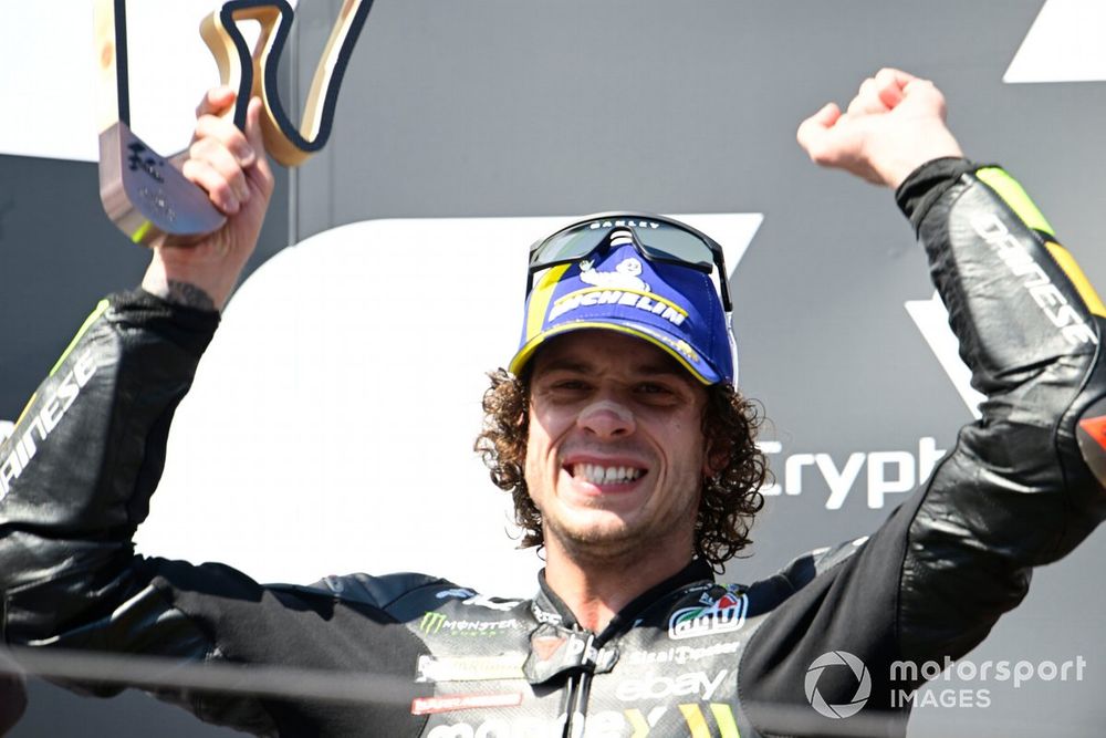 Could Bezzecchi's lack of movement in the rider market create opportunities for others?