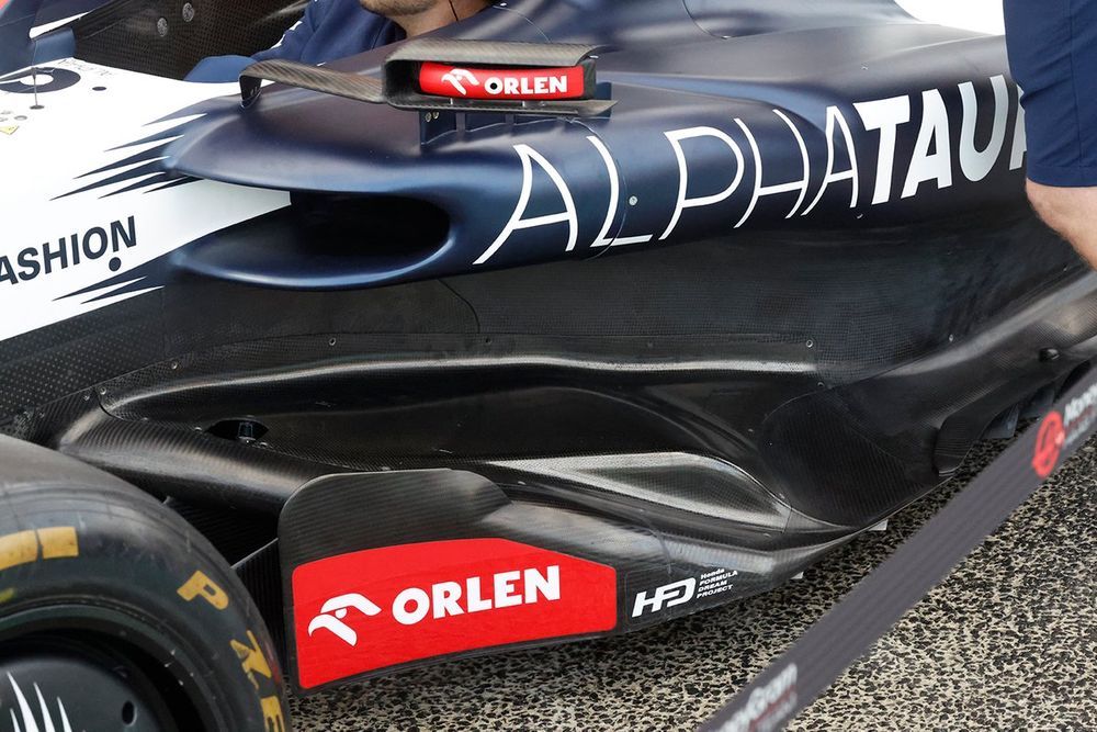 AlphaTauri AT04 detail