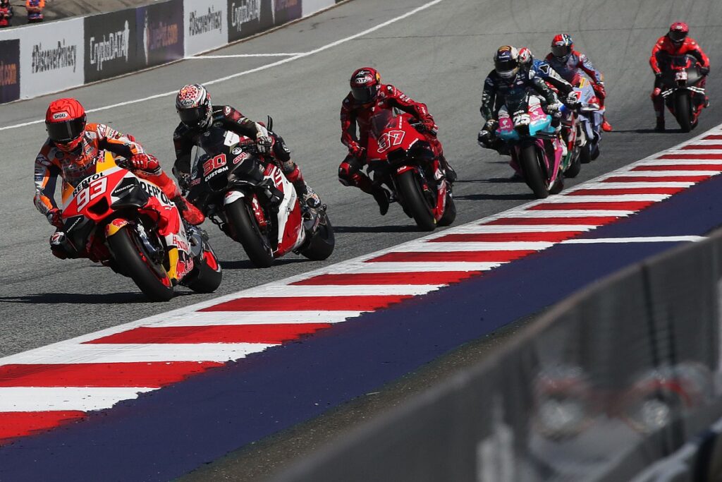 Marquez says MotoGP «going in the opposite way» to F1 with aero war