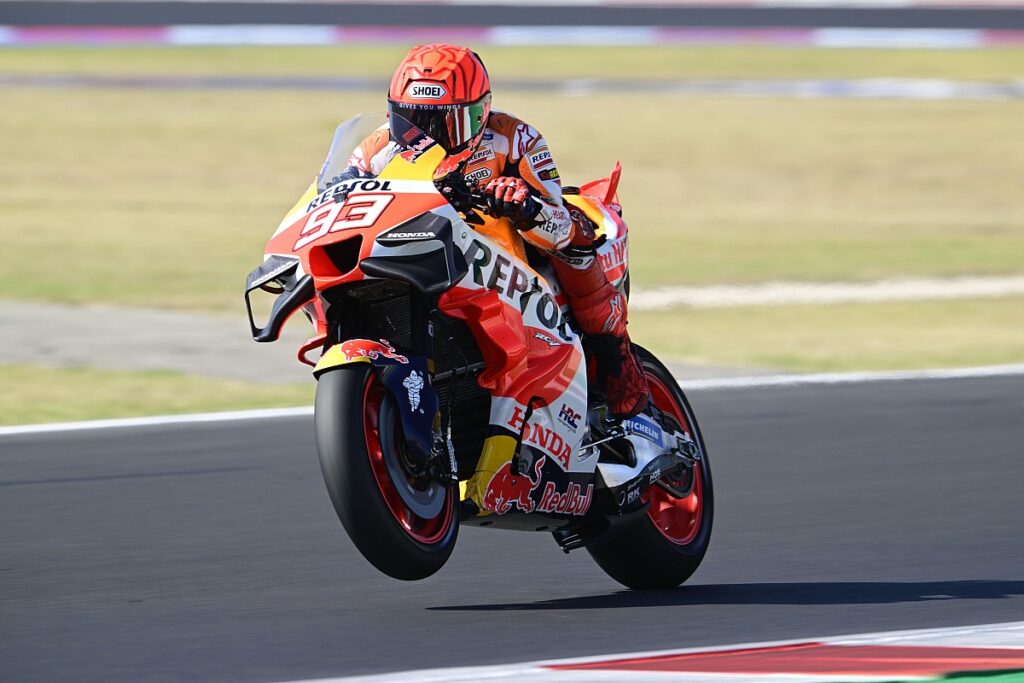 Honda exploring «radical change» in bid to retain Marquez Honda exploring «radical change» in bid to retain Marquez