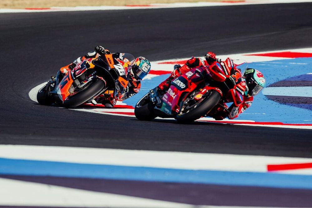 Running a carbon fibre chassis, wildcard Pedrosa came close to podiums in both races