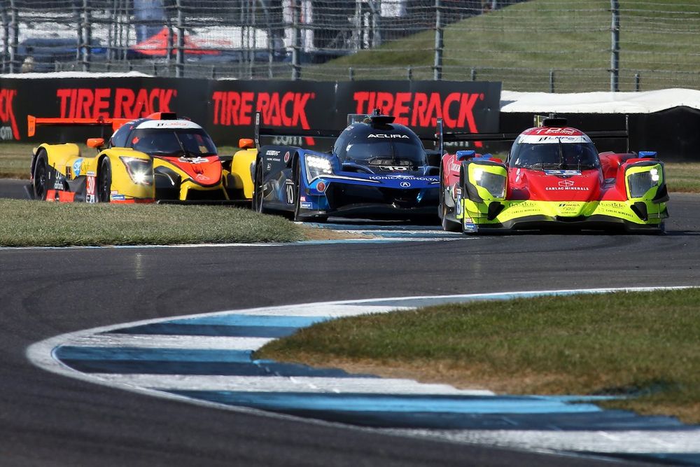 #35 TDS Racing ORECA LMP2 07: Rodrigo Sales, Giedo van der Garde, #10 Konica Minolta Acura ARX-06 Acura ARX-06: Ricky Taylor, Filipe Albuquerque