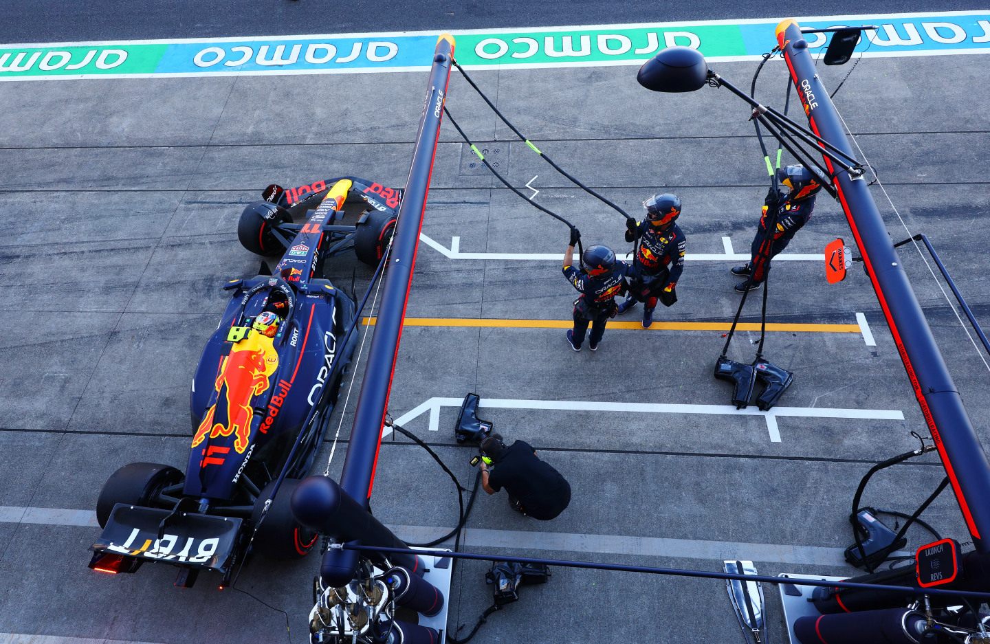 Серхио Перес возвращается на трассу после первого схода на Гран При Японии © Red Bull Content Pool