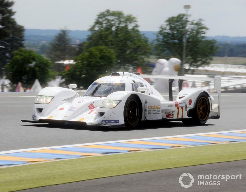 Daisuke Ito set the S102's best lap in qualifying of 3m26.928s, which would have been enough for pole even in 2006