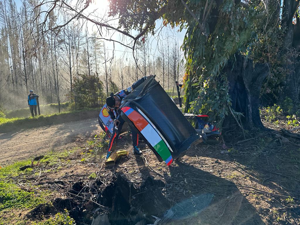 Разбитый Hyundai i20 N Rally1 Эсапекки Лаппи © Соцсети