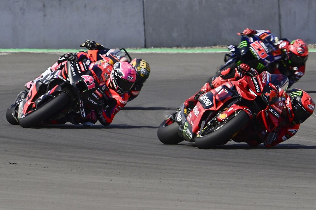 Bagnaia “could breathe” after MotoGP title rival Martin’s crash in Indonesian GP Bagnaia “could breathe” after MotoGP title rival Martin’s crash in Indonesian GP