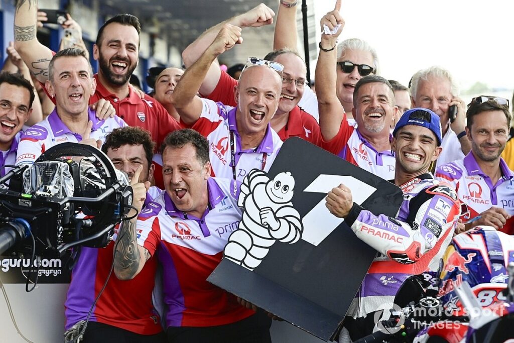 Martin holds off Binder, Bagnaia to win nail-biter