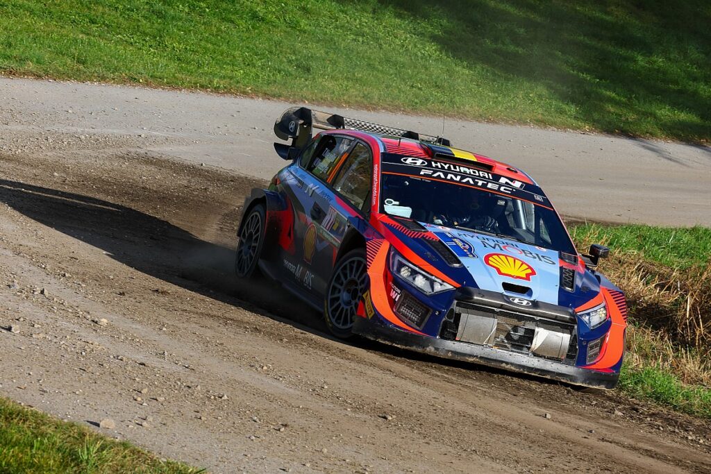 Neuville extends lead as Rovanpera has title in sight