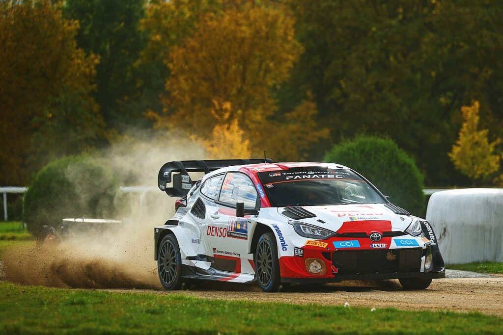 Rovanpera grabs lead after stage sweep, Lappi crashes