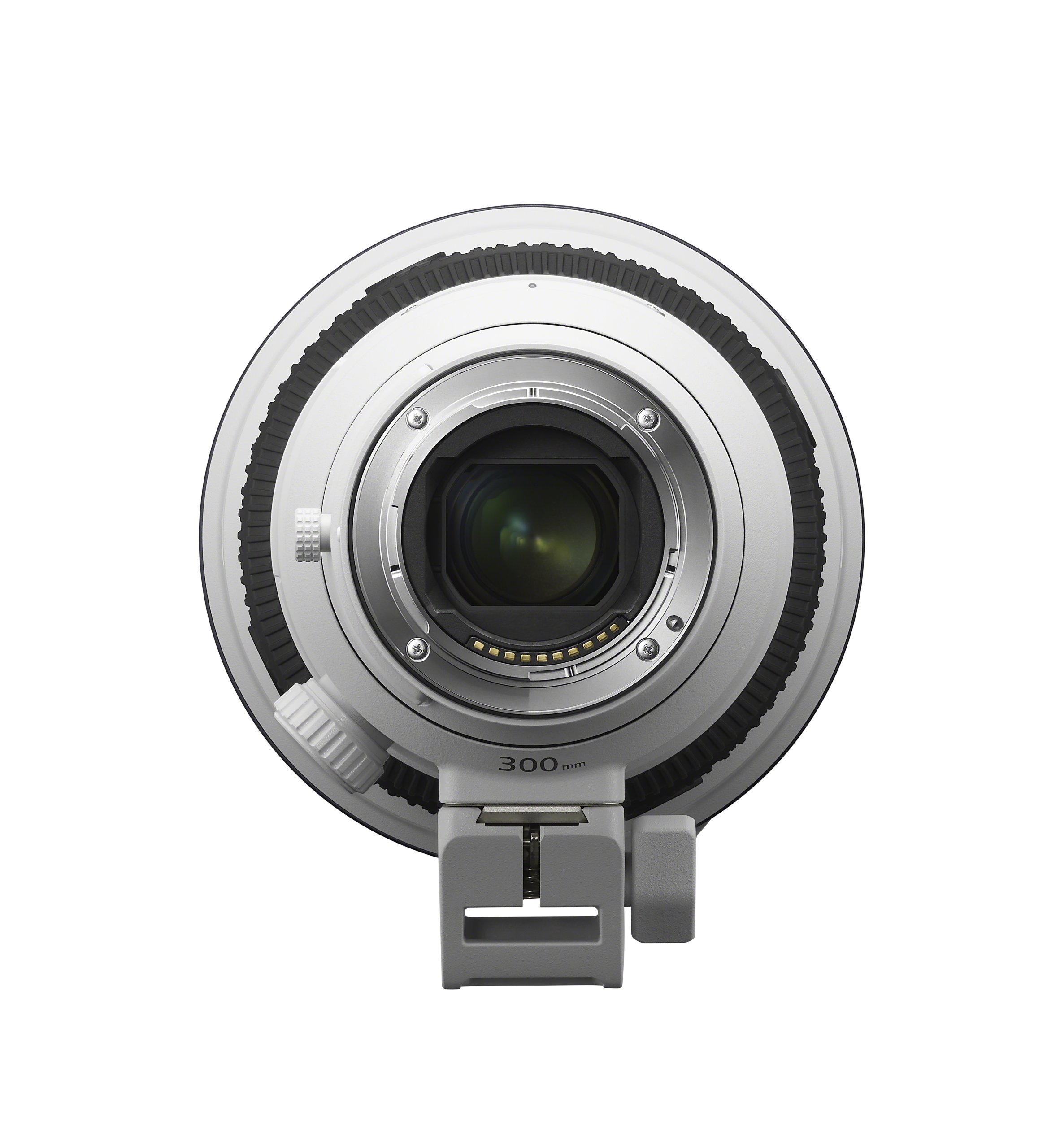 SEL300F28GM mount scaled - Sony Electronics Releases 300mm F2.8 G Master OSS; the World’s Lightest Large-Aperture Telephoto Prime Lens
