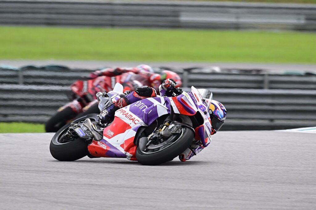 Martin “was crashing in all corners” in Malaysian MotoGP race