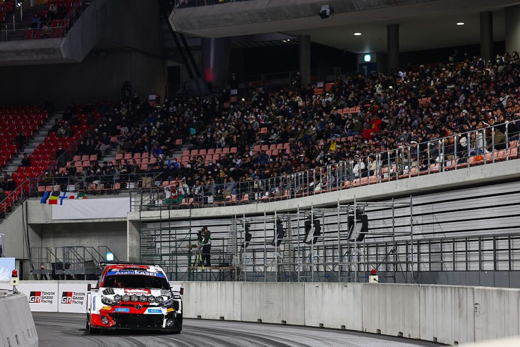 Evans extends lead after Ogier penalty