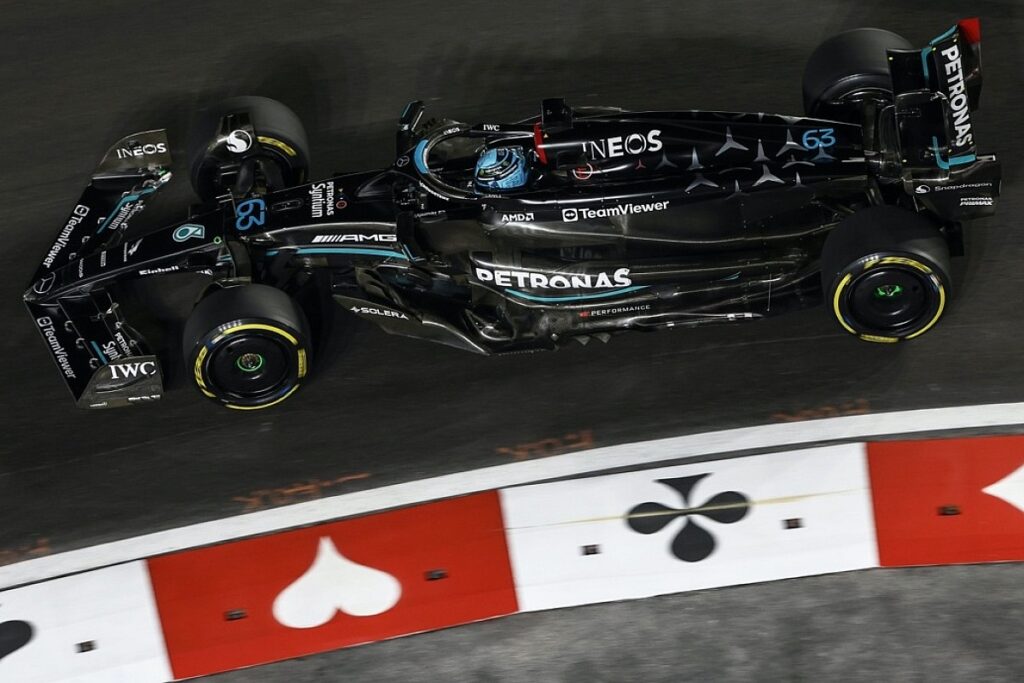 Russell tops red-flagged final practice as Albon crashes