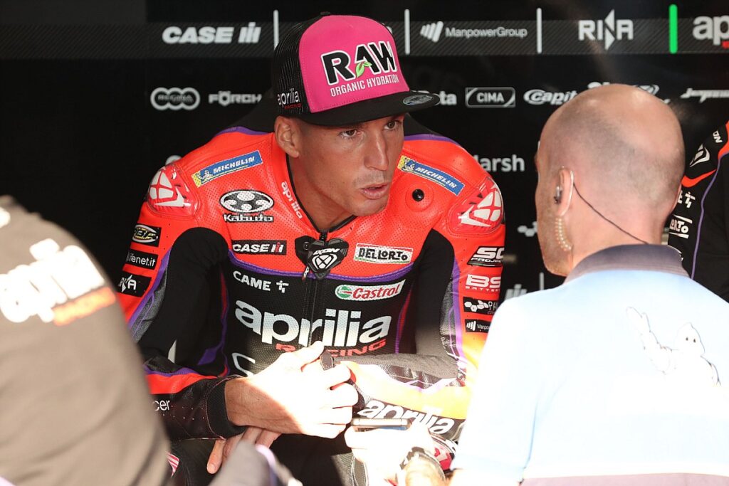 Espargaro hit with Qatar MotoGP grid drop and fine after Morbidelli slap