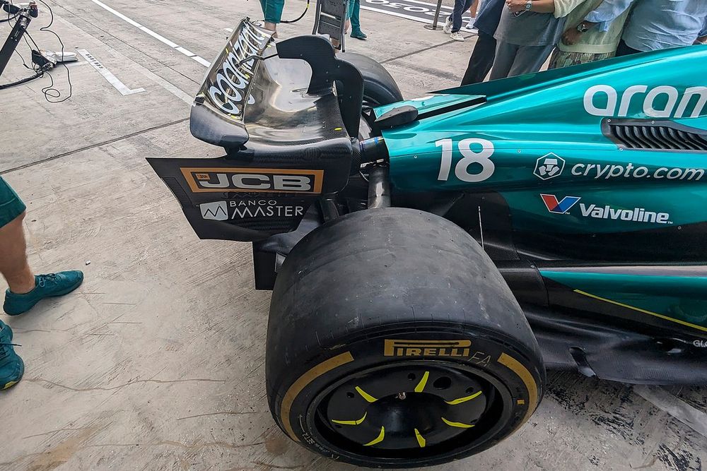 Aston Martin AMR23 rear wing