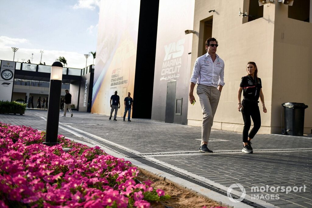 Wolff ‘applauds’ FIA for F1 swearing crackdown after official warning