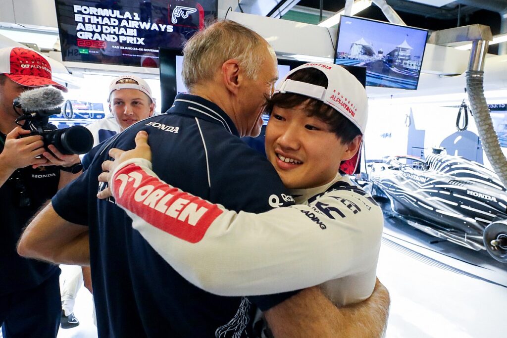 Tsunoda pays tribute to “biggest supporter” Tost after AlphaTauri F1 exit