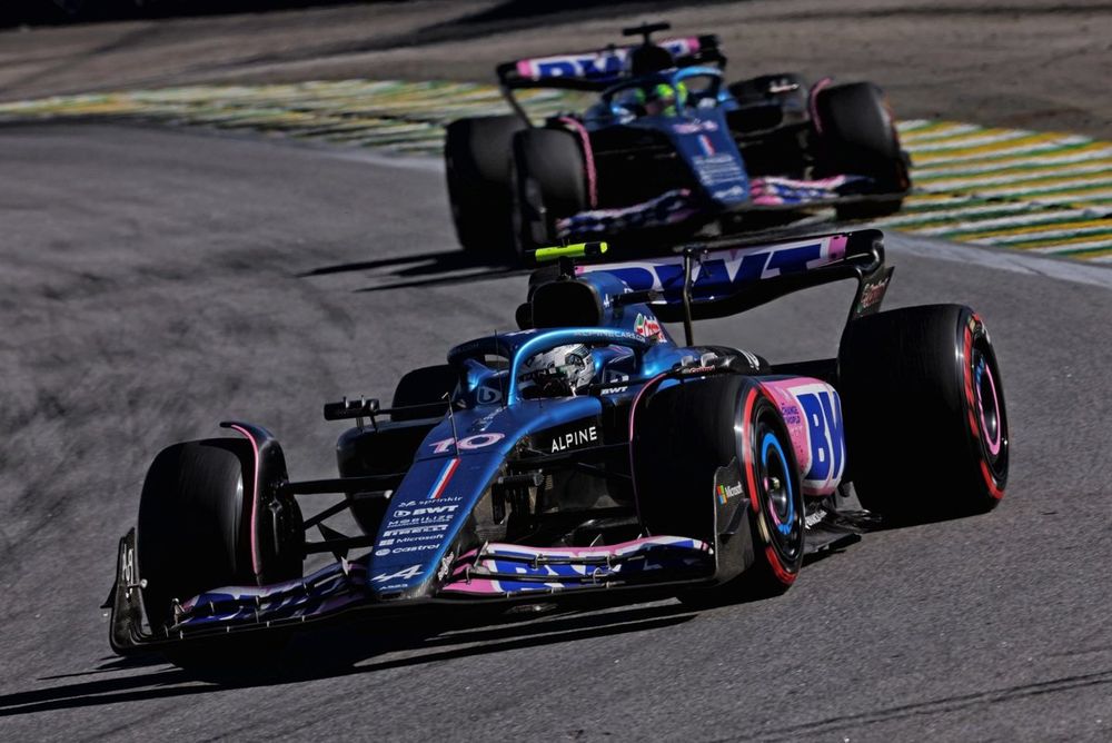 Pierre Gasly, Alpine A523, Esteban Ocon, Alpine A523