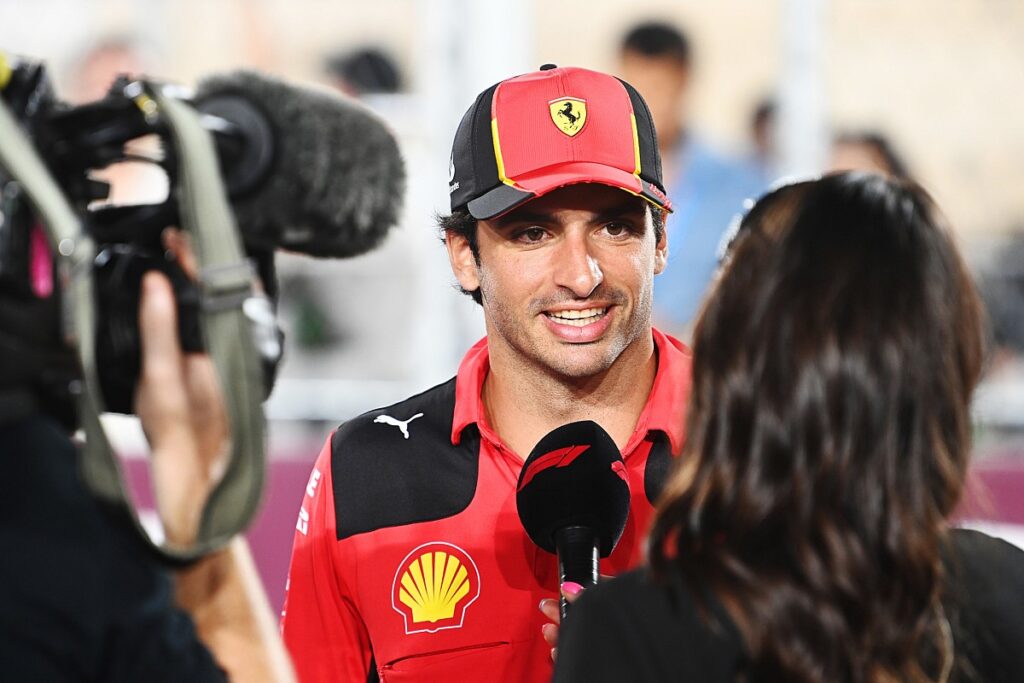 Sainz «wouldn’t like to start» the 2024 season without new F1 deal Sainz «wouldn’t like to start» the 2024 season without new F1 deal