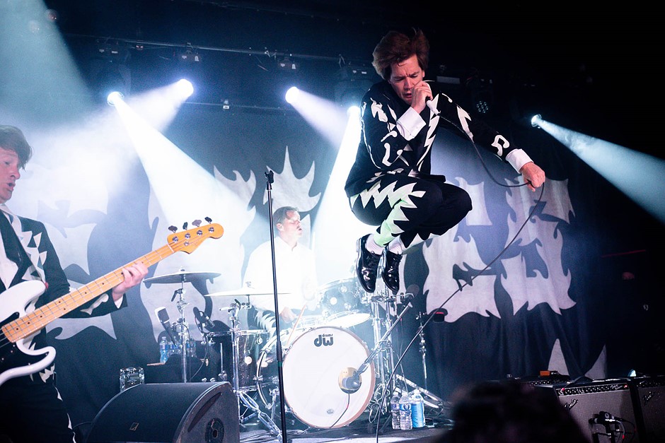 За фотографией: Эдвина Хэй о съемке возвращения ульев в Нью-Йорк: обзор цифровой фотографии За фотографией: Эдвина Хэй о съемке возвращения ульев в Нью-Йорк: обзор цифровой фотографии