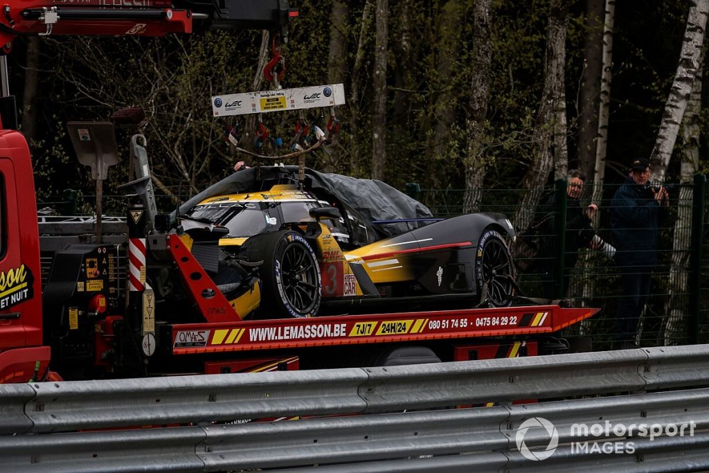 Cadillac Eau Rouge WEC shunt was «almost out of a movie scene» Cadillac Eau Rouge WEC shunt was «almost out of a movie scene»
