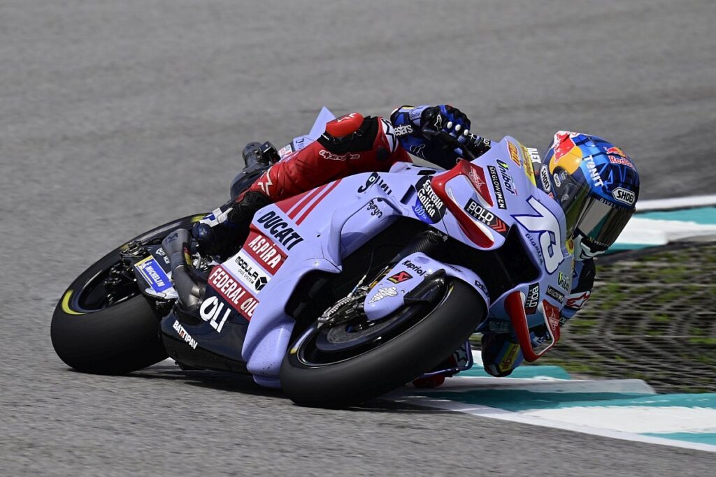 Alex Marquez outpaces Martin in FP2 Alex Marquez outpaces Martin in FP2