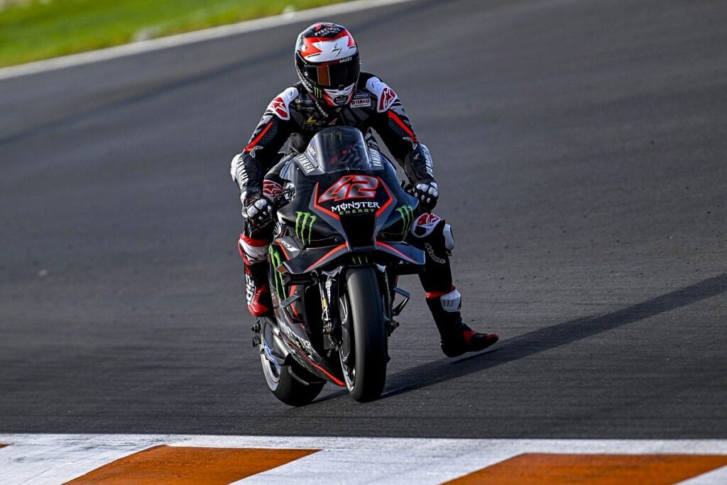 Yamaha MotoGP bike “very different” to the Suzuki Yamaha MotoGP bike “very different” to the Suzuki