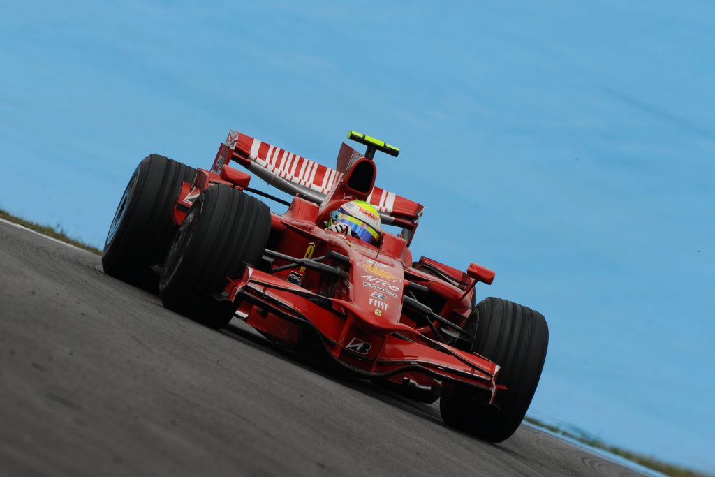 «А что, так можно было, что ли?» Масса попробует отсудить титул у Хэмилтона