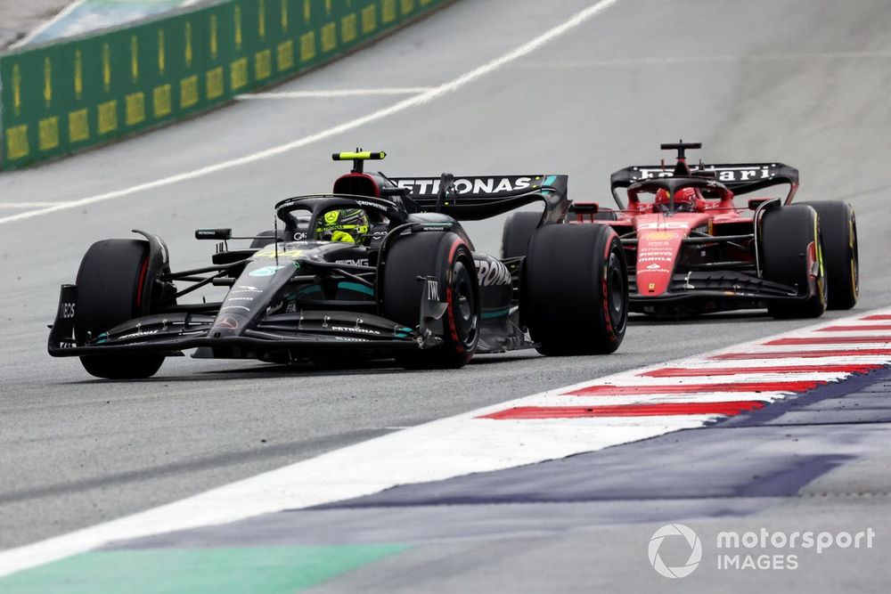 Lewis Hamilton, Mercedes F1 W14, Charles Leclerc, Ferrari SF-23