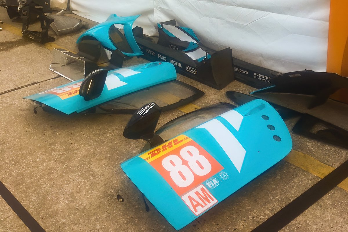 #88 Proton Competition Porsche 911 RSR - 19: Райан Хардвик, Захари Робишон, Гарри Тинкнелл