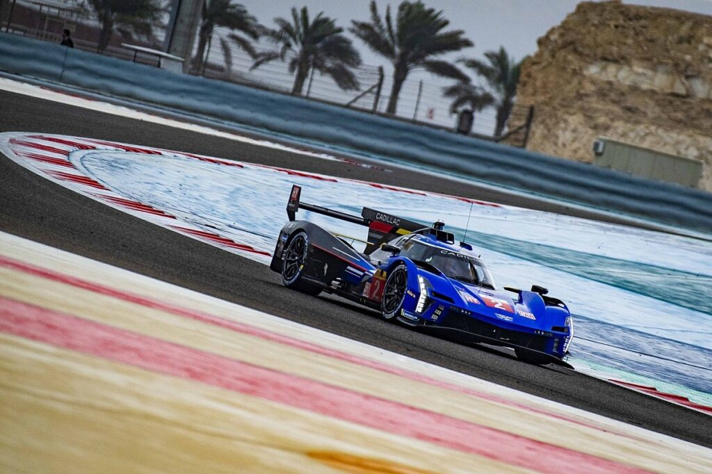 Cadillac leads Ferrari in third practice, Toyotas lag behind