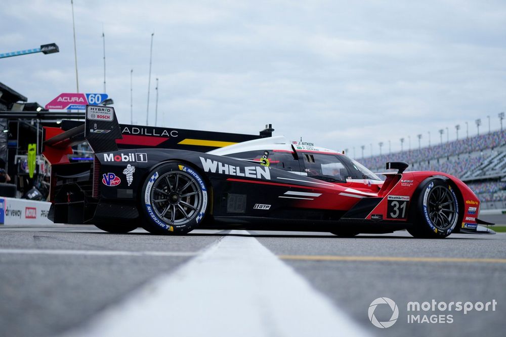 #31 Whelen Engineering Racing Cadillac V-LMDh Cadillac V- LMDh: Pipo Derani, Alexander Sims, Jack Aitken