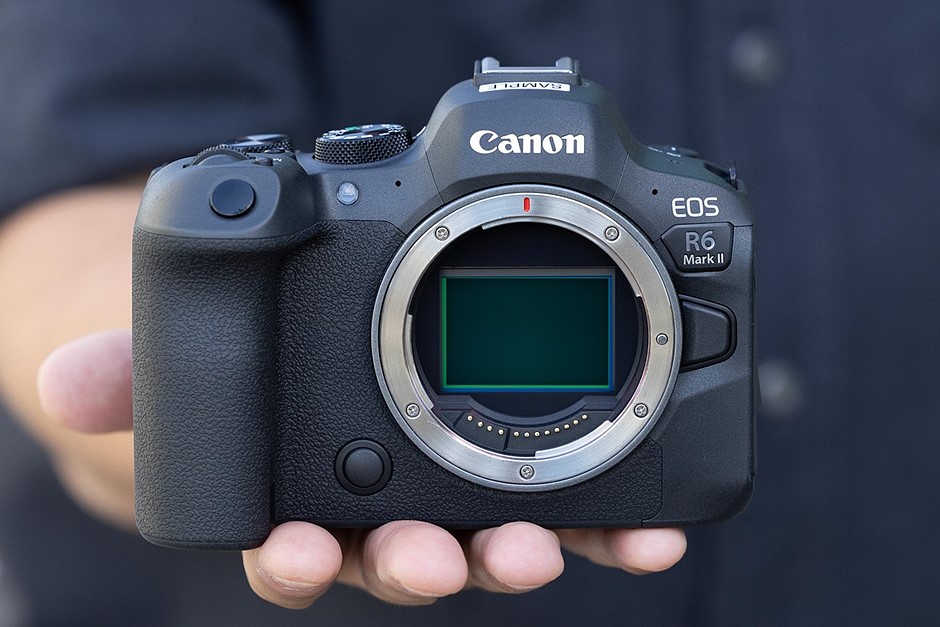 Canon reiterates RF-mount is open to third parties, but don’t get your hopes up just yet: Digital Photography Review