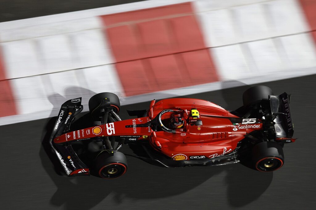 F1 drivers deliberately hindered rivals with «dirty air»