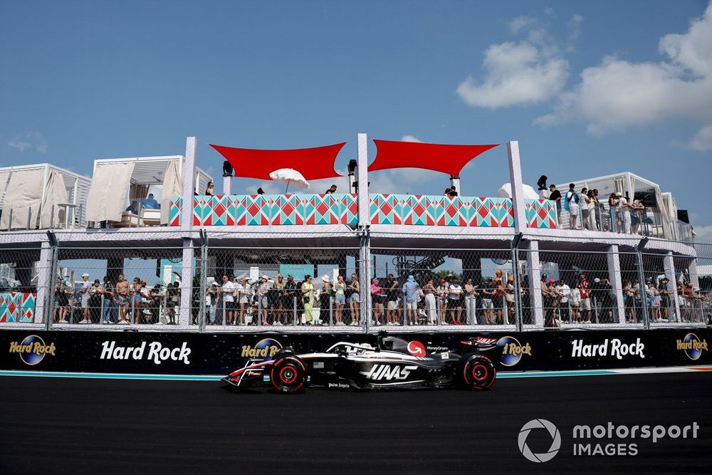 Kevin Magnussen, Haas VF-23