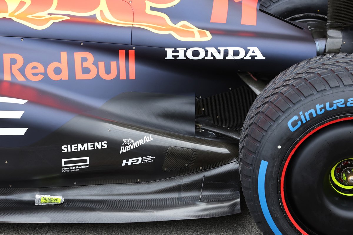 Red Bull Racing RB18 with Honda logo