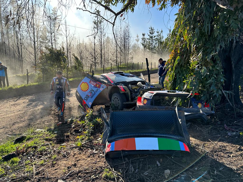 Разбитый Hyundai i20 N Rally1 Эсапекки Лаппи © Соцсети