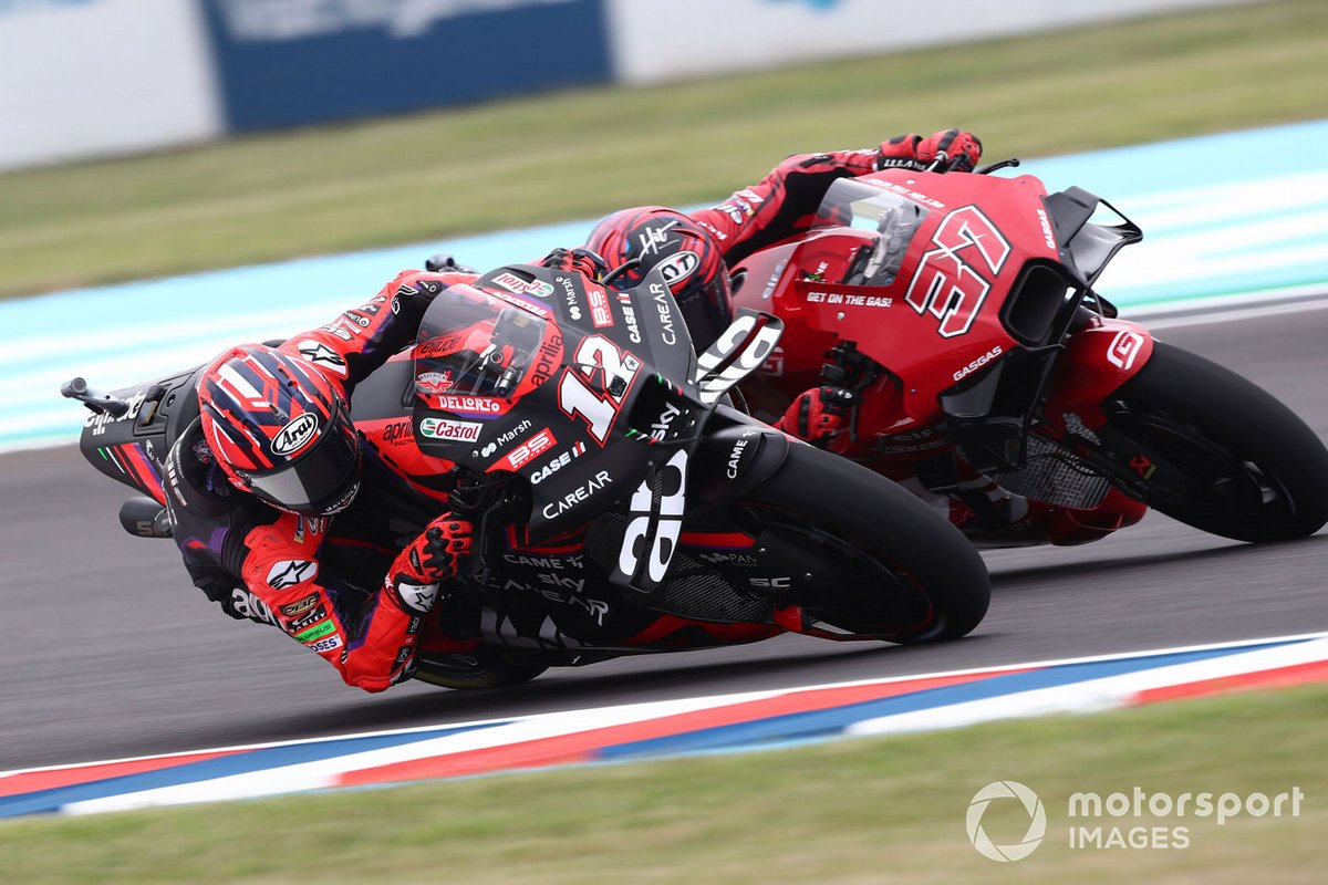 Maverick Vinales, Aprilia Racing Team