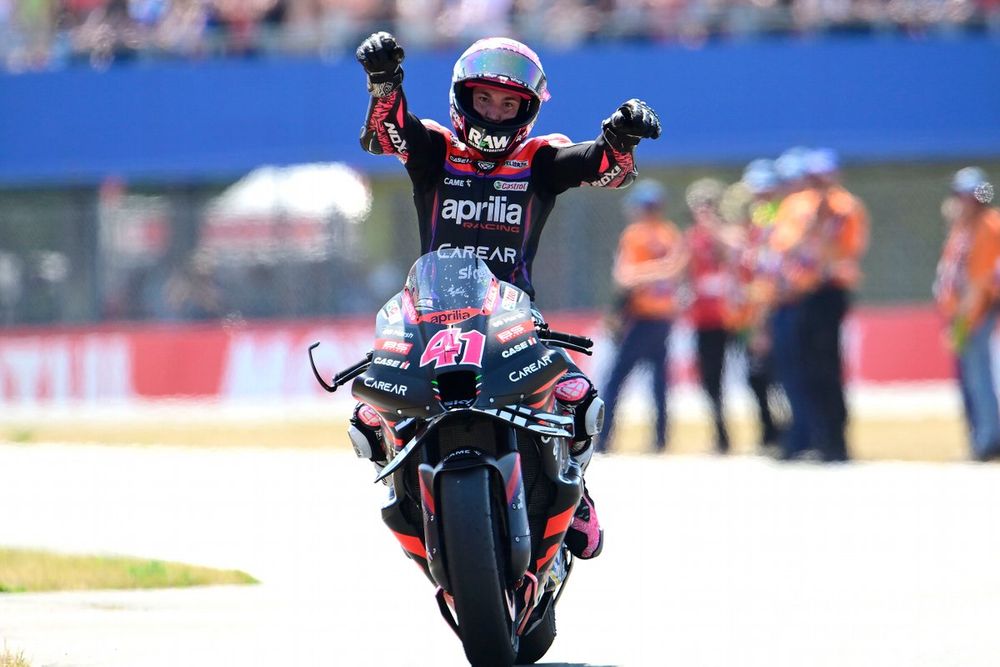 Aleix Espargaro, Aprilia Racing Team
