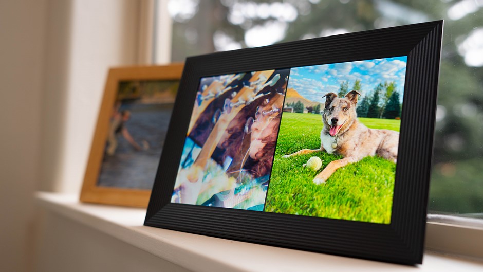 Aura Carver 10.1″ digital photo frame review: A window to the photos you almost forgot: Digital Photography Review