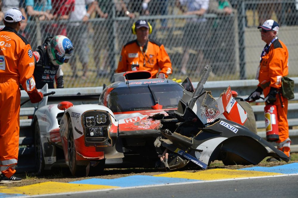 Mike Conway, Toyota Racing after crashing